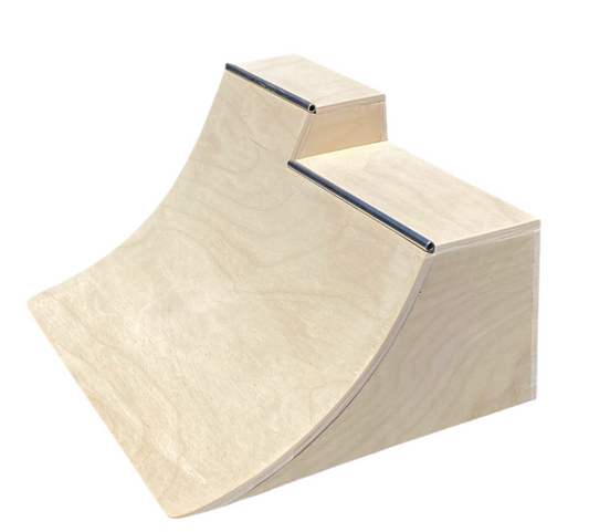 EMA Ramps Fingerboard Two Tier Quarter Pipe